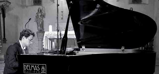 Trionfi in Francia per il giovane pianista Axel Trolese tra concorsi e concerti