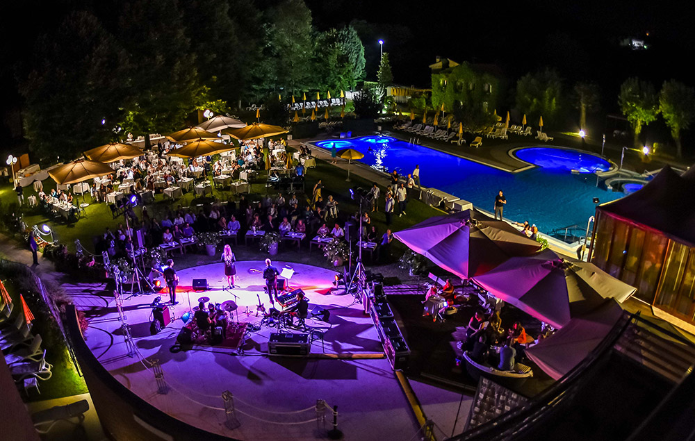 Jazz by the pool. il Terme Preistoriche Resort & Spa